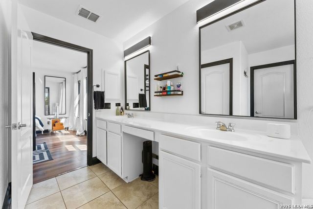 1346 Nicholas Manor, San Antonio, TX 78258