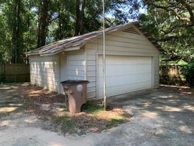 5005 Brookfield Drive N, Mobile, AL 36693