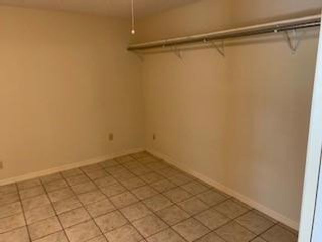 5005 Brookfield Drive N, Mobile, AL 36693