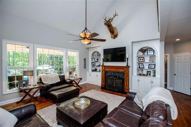 39 Cambridge Lane, Bremen, GA 30110