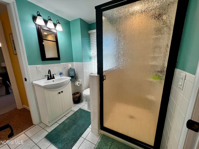 212 E Indiana Avenue, Maumee, OH 43537