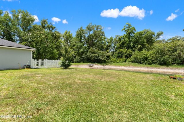 11230 MARGARETS LANDING Place, Jacksonville, FL 32218