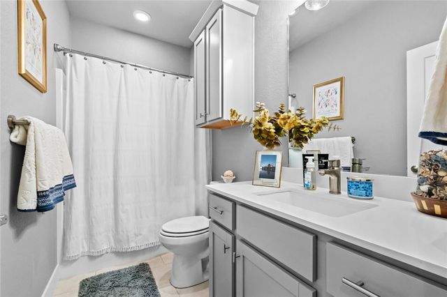 1411 Park Street, Lowell, AR 72745
