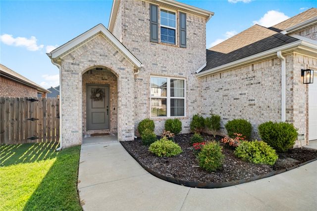 1411 Park Street, Lowell, AR 72745