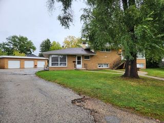 1735 Greene Court B, Aurora, IL 60506