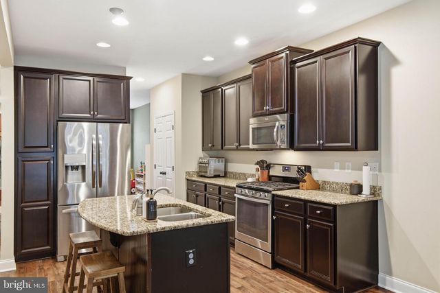 12 WHITE TAIL PATH, Lancaster, PA 17602