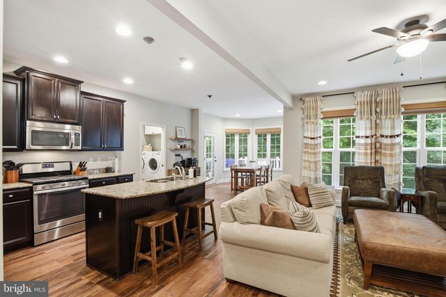 12 WHITE TAIL PATH, Lancaster, PA 17602