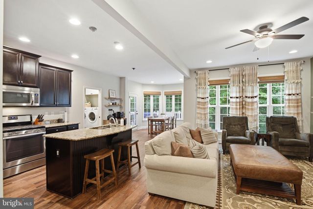 12 WHITE TAIL PATH, Lancaster, PA 17602