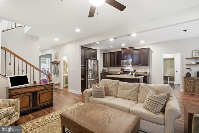 12 WHITE TAIL PATH, Lancaster, PA 17602
