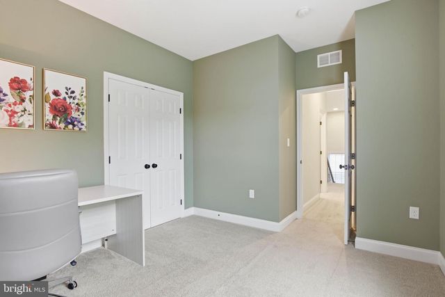 12 WHITE TAIL PATH, Lancaster, PA 17602