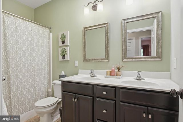 12 WHITE TAIL PATH, Lancaster, PA 17602