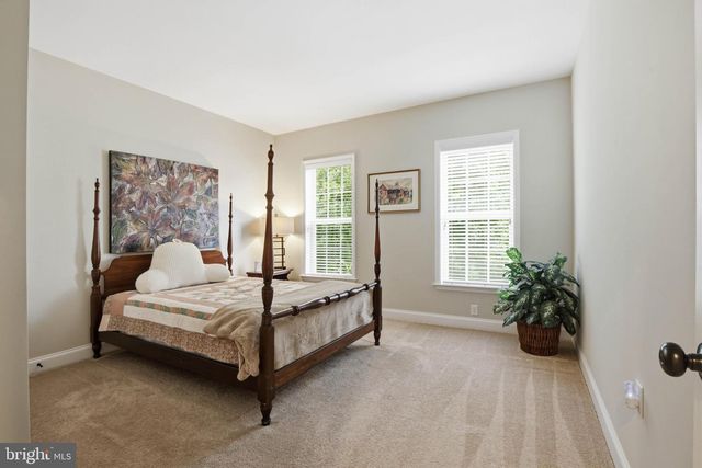 12 WHITE TAIL PATH, Lancaster, PA 17602