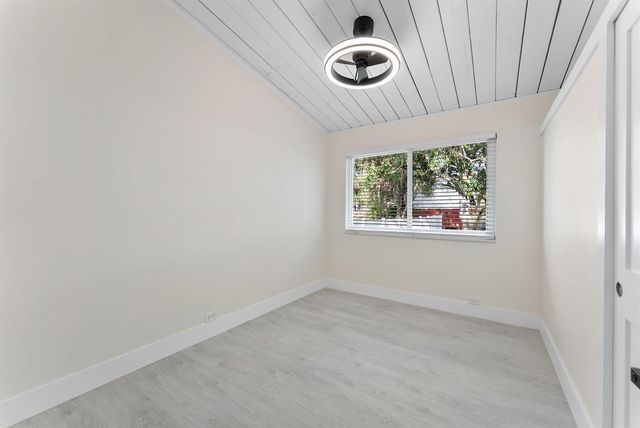 474 Enfield Street, Boca Raton, FL 33487