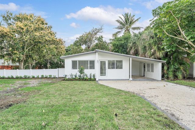 474 Enfield Street, Boca Raton, FL 33487