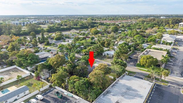 474 Enfield Street, Boca Raton, FL 33487