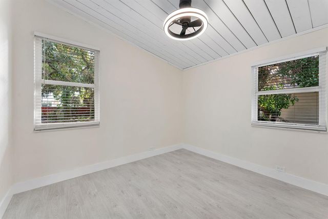 474 Enfield Street, Boca Raton, FL 33487