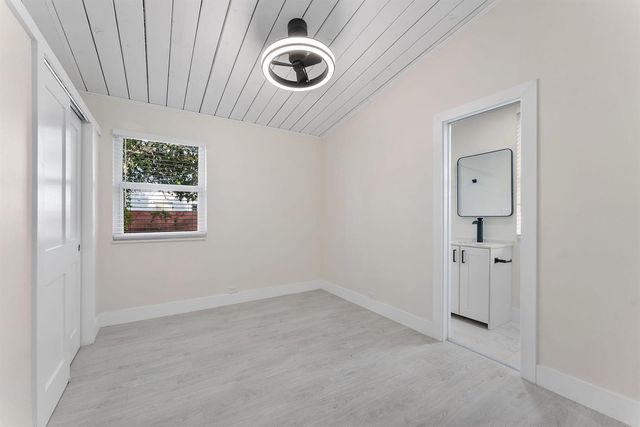 474 Enfield Street, Boca Raton, FL 33487