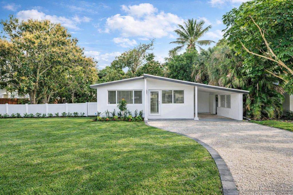 474 Enfield Street, Boca Raton, FL 33487