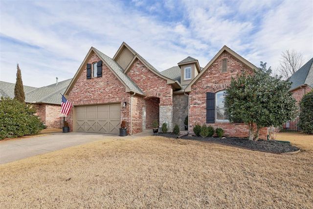 3320 Old Georgetowne Road, Edmond, OK 73013