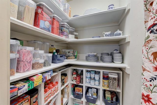 3320 Old Georgetowne Road, Edmond, OK 73013