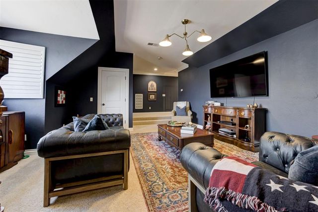 3320 Old Georgetowne Road, Edmond, OK 73013