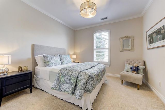 3320 Old Georgetowne Road, Edmond, OK 73013