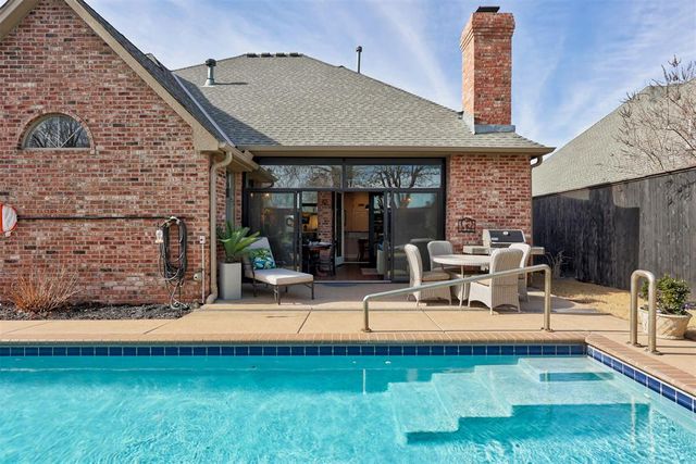 3320 Old Georgetowne Road, Edmond, OK 73013