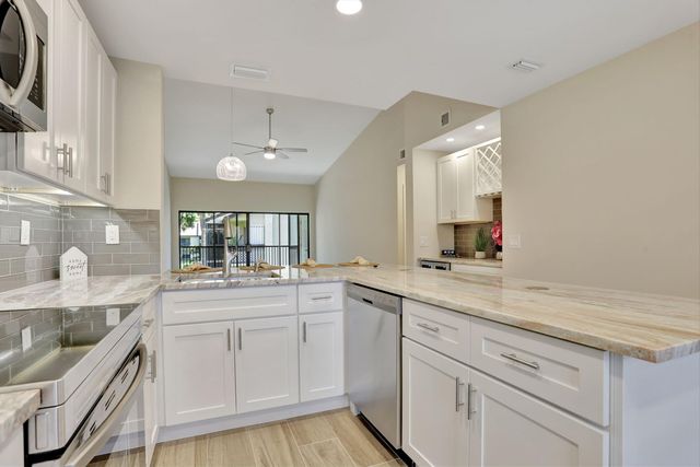 1945 SW 15th Street 68, Deerfield Beach, FL 33442