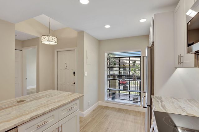 1945 SW 15th Street 68, Deerfield Beach, FL 33442