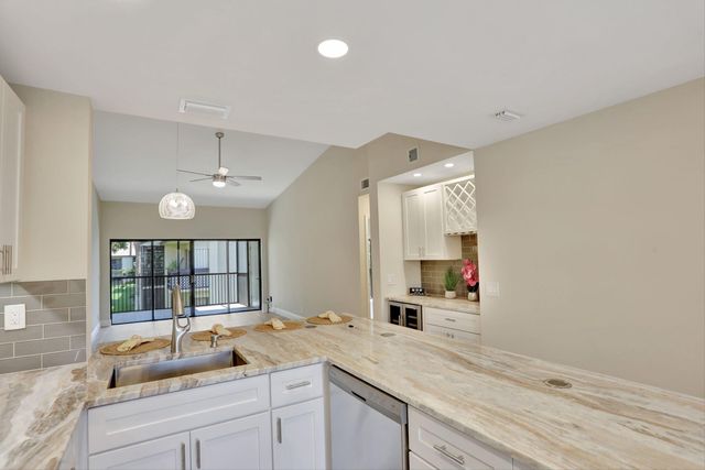 1945 SW 15th Street 68, Deerfield Beach, FL 33442