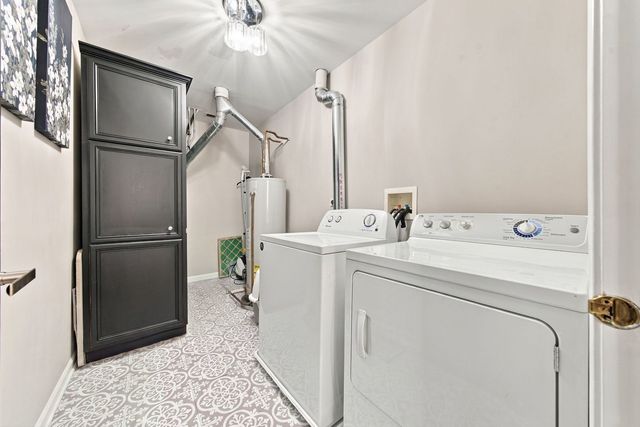 3044 Troon Drive, Montgomery, IL 60538