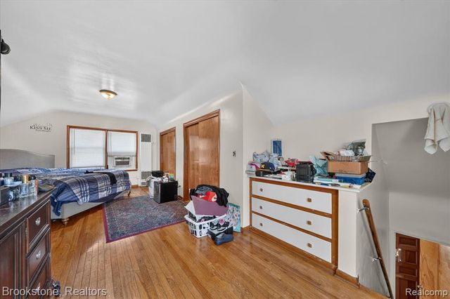 15461 Vaughan Street, Detroit, MI 48223