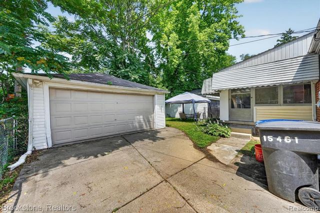 15461 Vaughan Street, Detroit, MI 48223