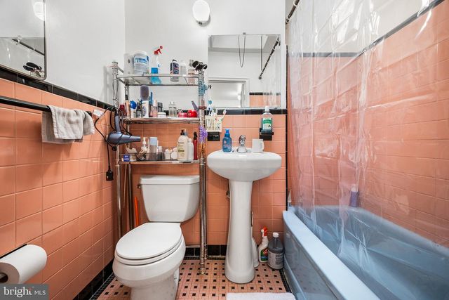 2637 MCKEAN, Philadelphia, PA 19145