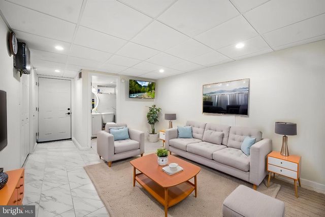 2637 MCKEAN, Philadelphia, PA 19145