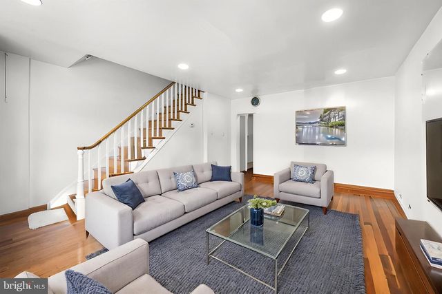 2637 MCKEAN, Philadelphia, PA 19145