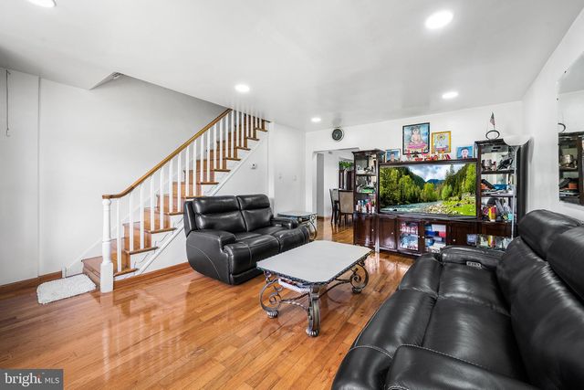 2637 MCKEAN, Philadelphia, PA 19145