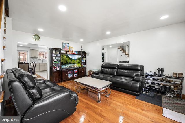 2637 MCKEAN, Philadelphia, PA 19145