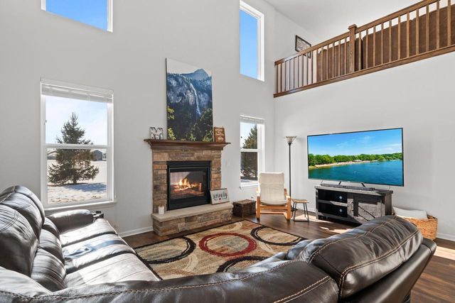 465 Chasefield DRIVE, Williams Bay, WI 53191