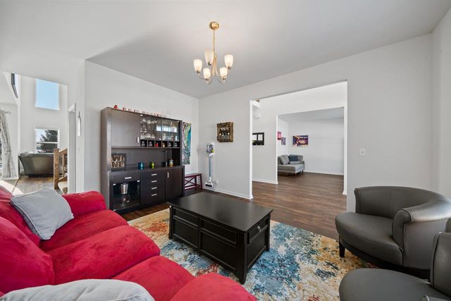 465 Chasefield DRIVE, Williams Bay, WI 53191