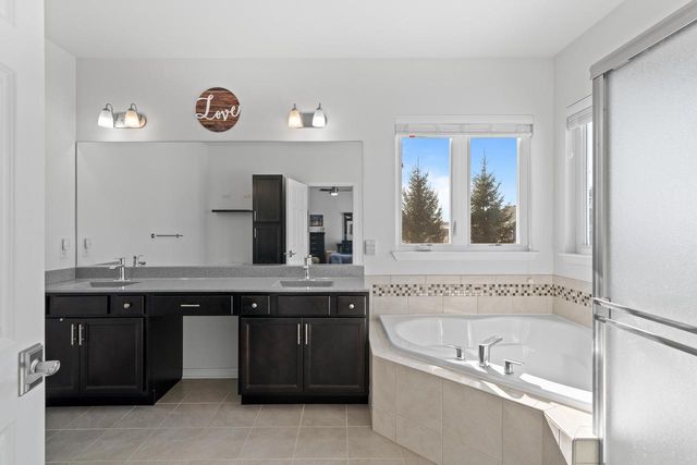 465 Chasefield DRIVE, Williams Bay, WI 53191