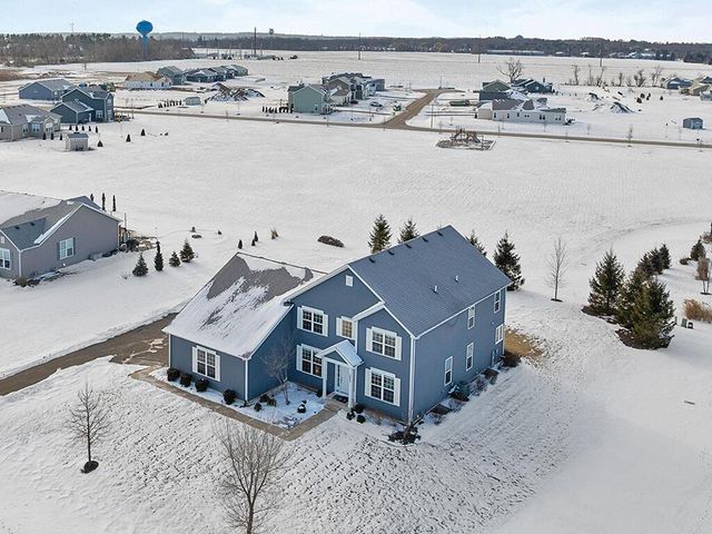 465 Chasefield DRIVE, Williams Bay, WI 53191