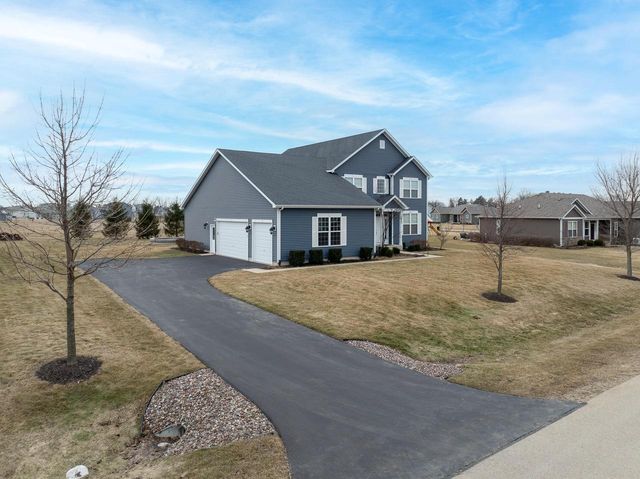 465 Chasefield DRIVE, Williams Bay, WI 53191