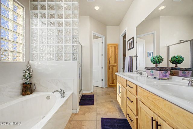47806 N 27TH Avenue, New River, AZ 85087