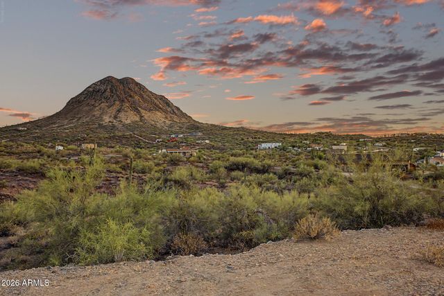 47806 N 27TH Avenue, New River, AZ 85087