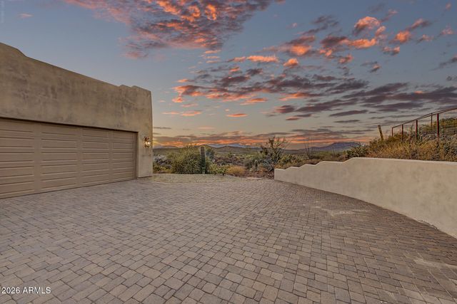 47806 N 27TH Avenue, New River, AZ 85087