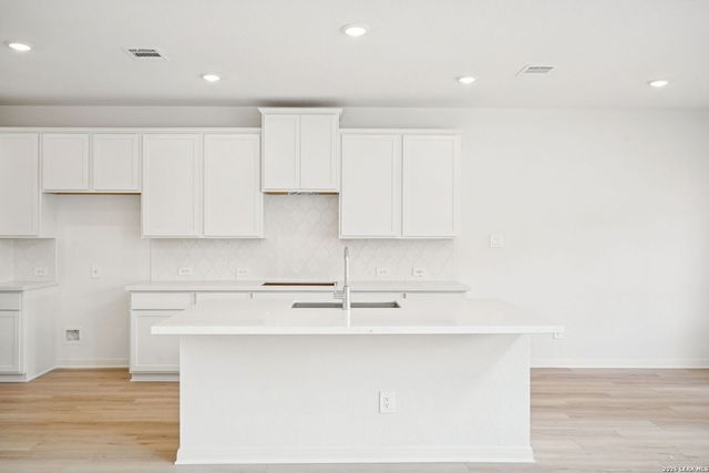 922 Earp Blvd, San Antonio, TX 78260