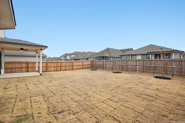 922 Earp Blvd, San Antonio, TX 78260