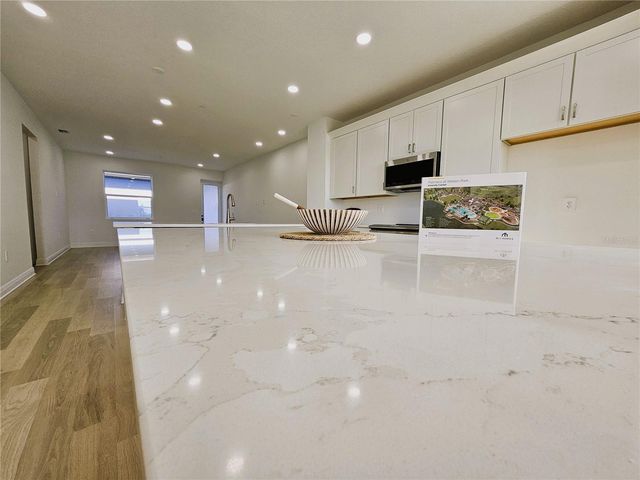 17712 BROADLEAF LOOP, Venice, FL 34293