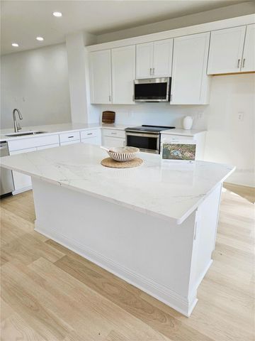 17712 BROADLEAF LOOP, Venice, FL 34293